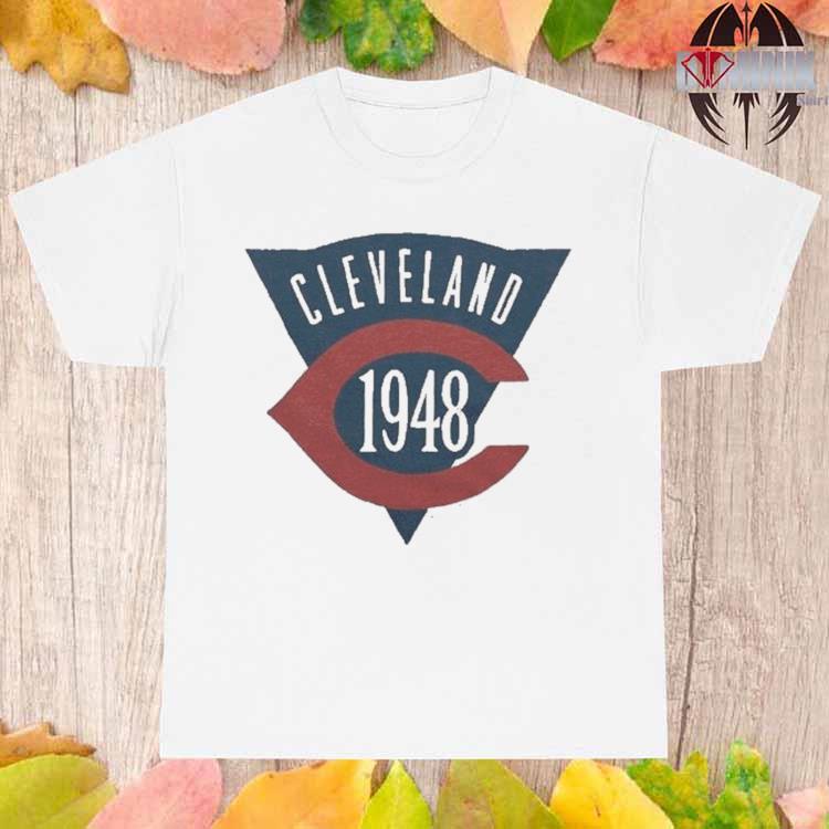 Cleveland Indians 1948 World Champions T-Shirt #Cleveland #indians #Baseball  #WorldChamps #MLB #1948 #Tshirts #gifts